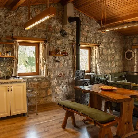 Stone House With Pool Among Olive Trees In Kabak * 페티예
